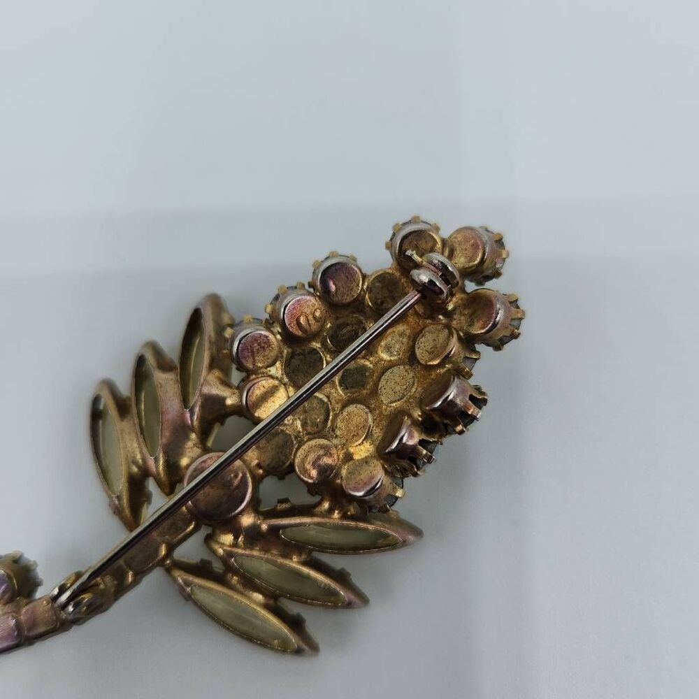 Vintage Unsigned Rhinestone AB Brooch - Picture 6 of 8